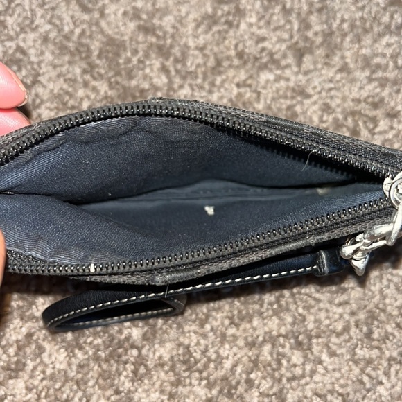 Coach wristlet - Picture 3 of 3